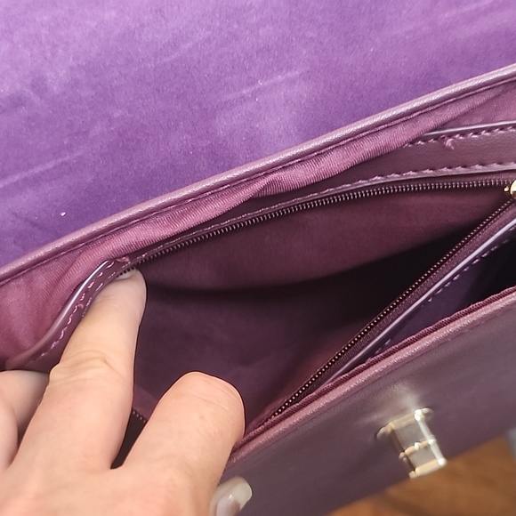 Badgley Mischka Plum Crossbody handbag Nwt - Picture 11 of 15